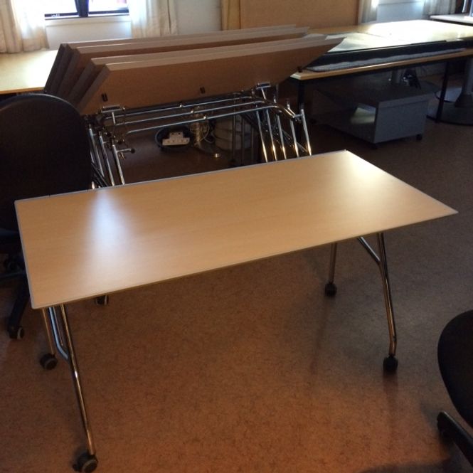 Huvudbild Konferensbord på hjul 130x63 cm - begagnad