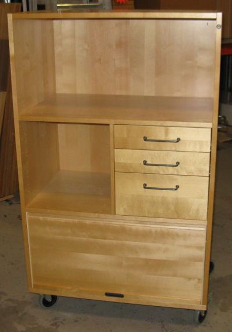 Huvudbild Kontorsskåp m jalusi & lådor björk - begagnad