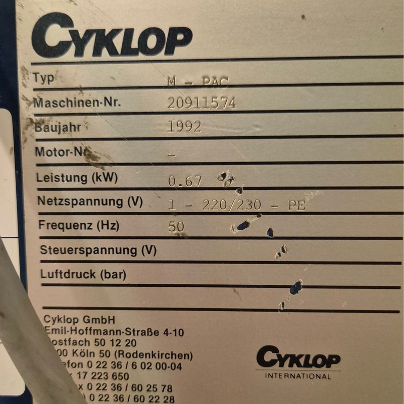 Bandningsmaskin Cyklop M-PAC halvautomatisk - begagnad