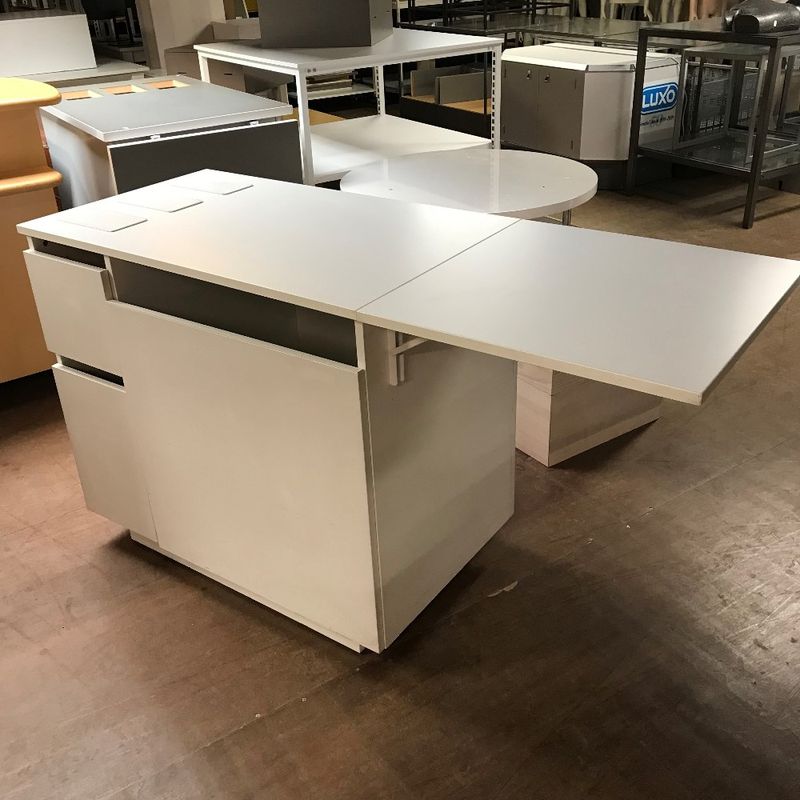 Butiksdisk med fällbar sidoskiva - begagnad