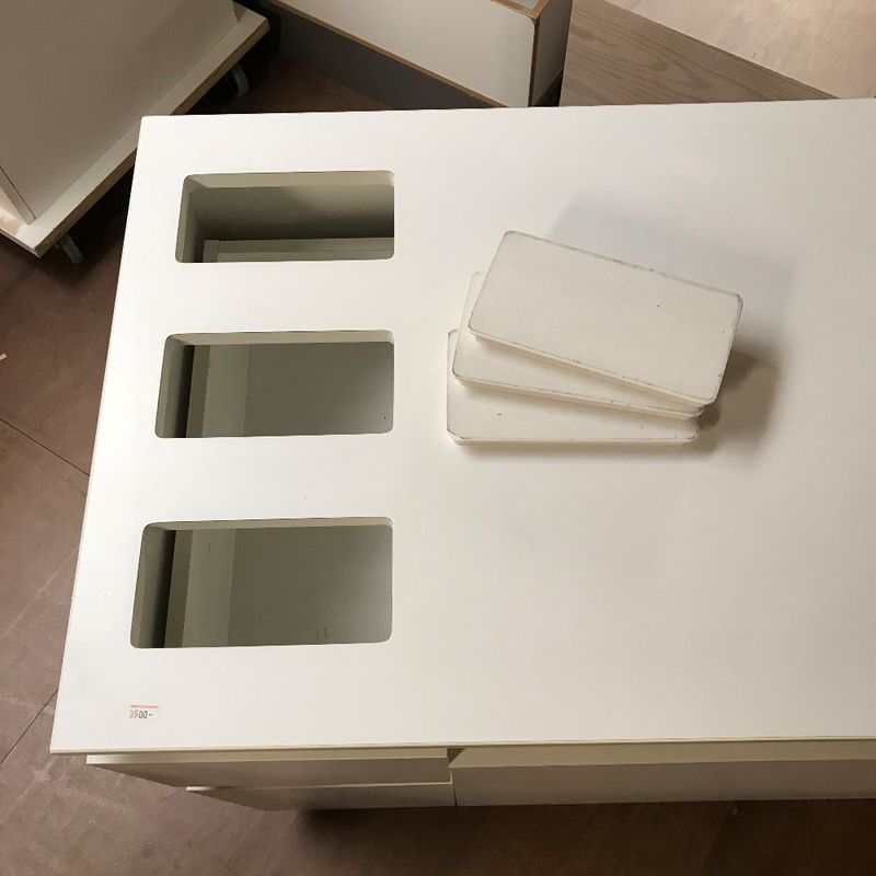 Butiksdisk med fällbar sidoskiva - begagnad